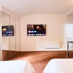 Hotel Henri Iv