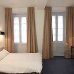 Hotel Henri Iv 2*