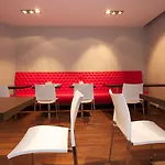 Henri Iv Hotel 2*