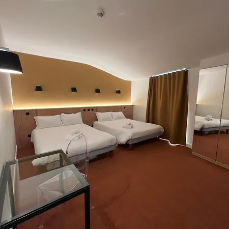 Hotel Henri Iv