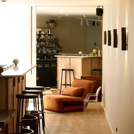 Hotel Henri Iv 3*