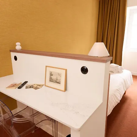 Hotel Henri Iv 3*