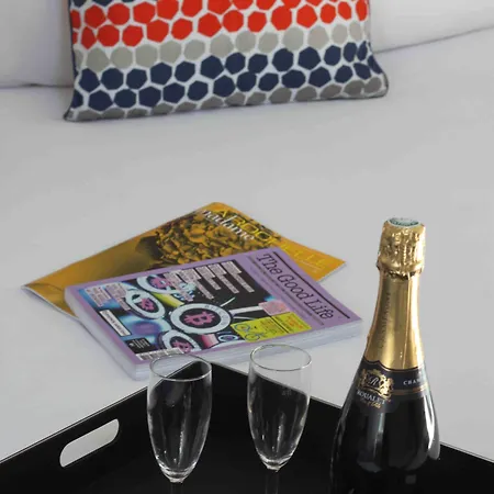 Henri Iv 2* La Rochelle (Charente-Maritime)