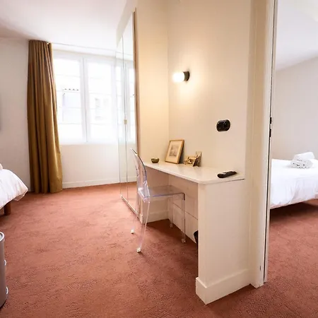 Hotel Henri Iv