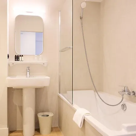 Hotel Henri Iv La Rochelle (Charente-Maritime)