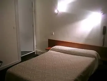 Henri Iv Hotel 3*
