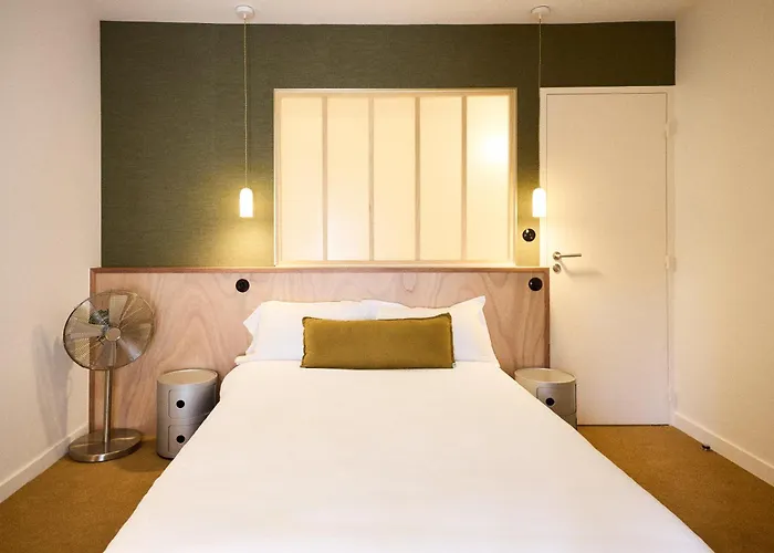 Henri Iv 2* La Rochelle (Charente-Maritime)