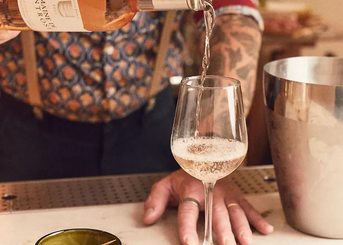 Henri Iv Otel La Rochelle (Charente-Maritime)