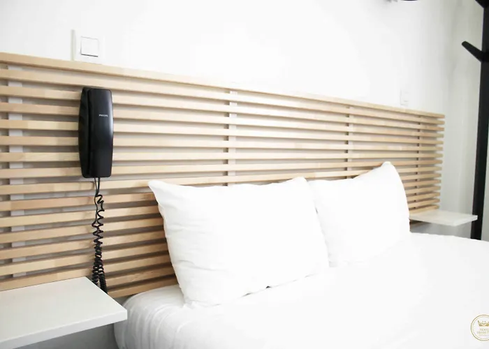 Henri Iv 2* La Rochelle (Charente-Maritime)